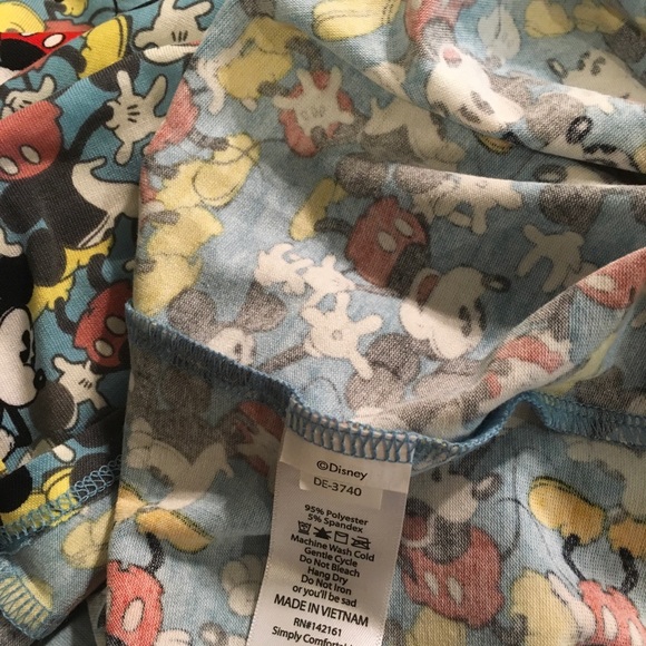 LuLaRoe Disney Mickey Fade Irma Top XS FREE SHIP - Picture 6 of 6